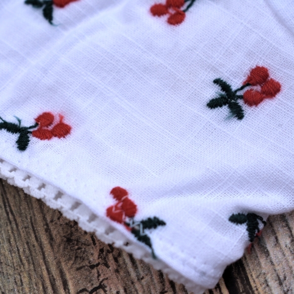 CCO! Free People Britt Cherry Embroidered Tie Strap Bralette White XS - Picture 3 of 8
